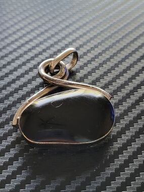 Source Unknown Black Stone Sterling Silver Pendant Necklace